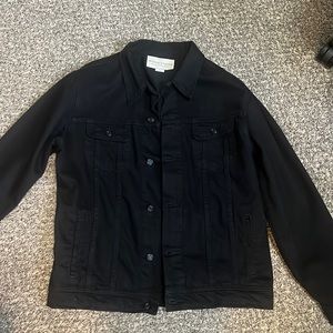 Thursday’s everyday denim trucker jacket